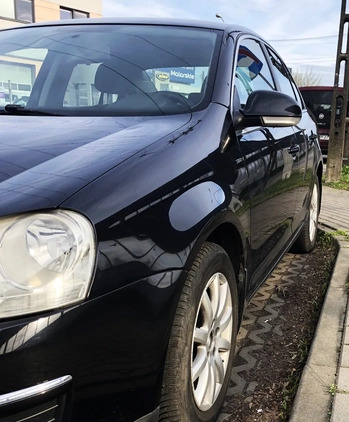 Volkswagen Jetta cena 9900 przebieg: 312000, rok produkcji 2007 z Łomianki małe 407